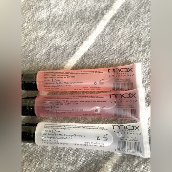 Max Makeup mint High shine Lip Gloss with vitamin E pack of 3 - Picture 2 of 2